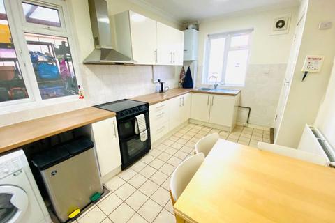 1 bedroom property to rent, Room 3 Oving Terrace, Chichester