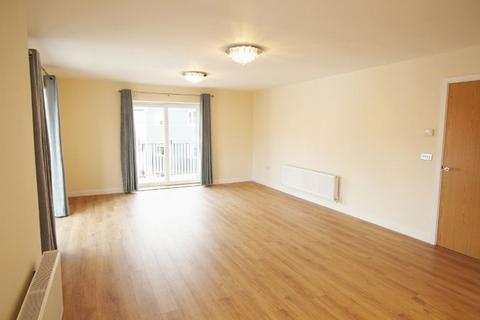 2 bedroom apartment to rent, Eden Road, Dunton Green TN14 5FY