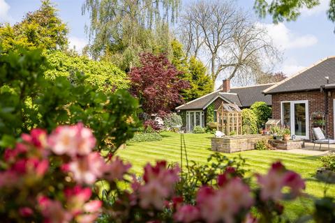 5 bedroom detached house for sale, Thornton House & Thornton Cottage, Crewe Road, Nantwich