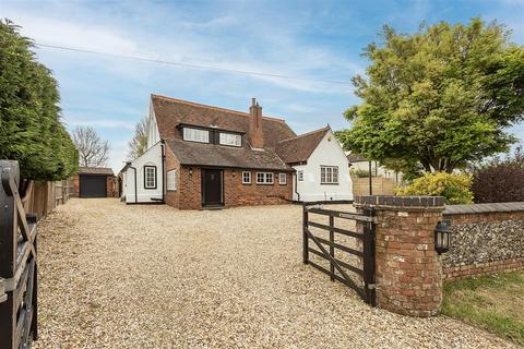 4 bedroom detached house for sale, The Green, Peters Green