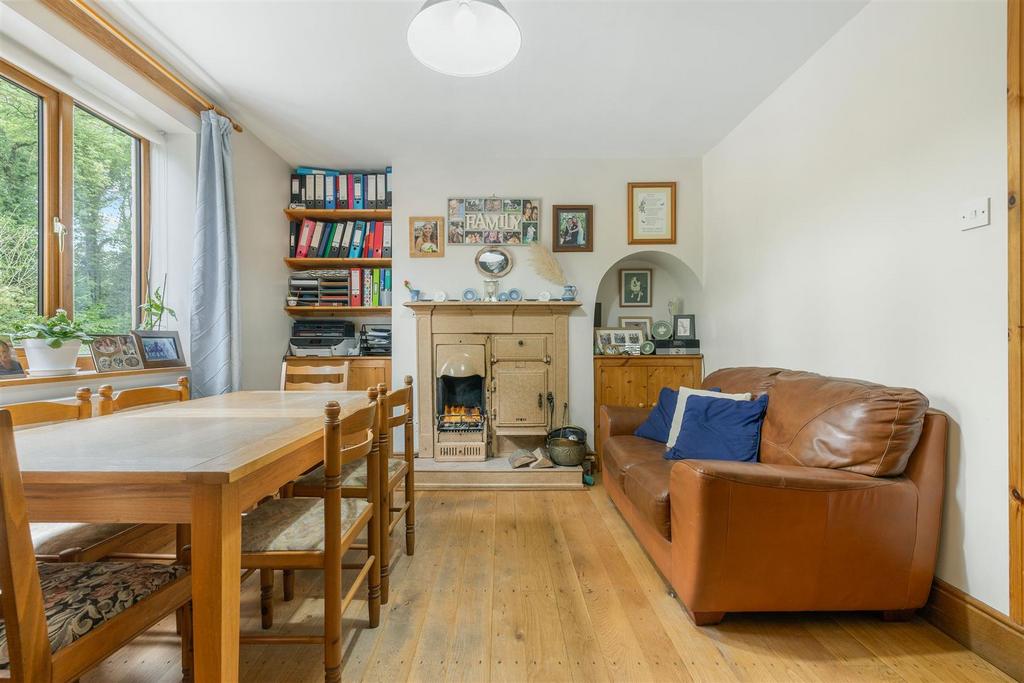 0717 Cokesyeld Cottage,-20.jpg