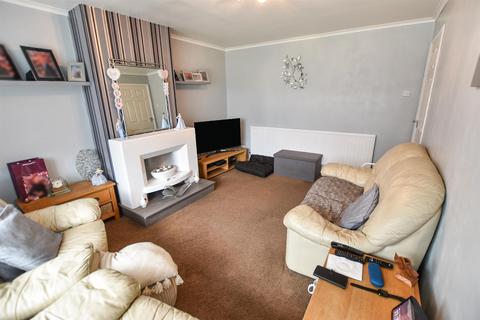 2 bedroom semi-detached bungalow for sale, Almond Walk, Canvey Island