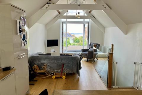 4 bedroom cottage for sale, Highlands Road, Portishead