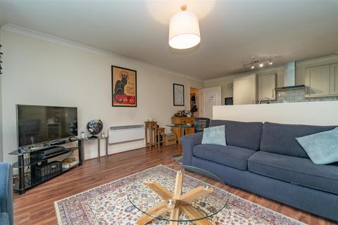 2 bedroom apartment for sale, Parkside, Hart Road, Fallowfield