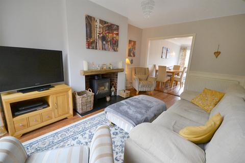16 Fern Close, Southwell, NG25 0DB