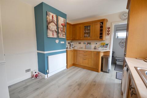16 Fern Close, Southwell, NG25 0DB