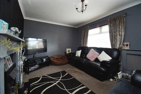 3 bedroom end of terrace house for sale, Ecclesfield Avenue, Hull