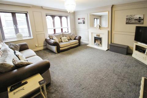 4 bedroom link detached house for sale, Mallyan Close, Howdale Road, Hull