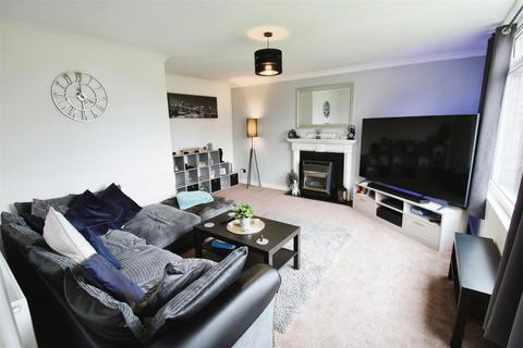 3 bedroom end of terrace house for sale, Dulverton Close, Bransholme, Hull