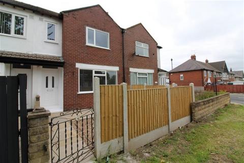 3 bedroom end of terrace house to rent, Stanningley Road, Bramley , LS13 3HZ