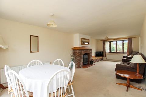 15 Craythorns Crescent, Dishforth, Thirsk, YO7 3LY