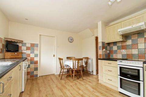 15 Craythorns Crescent, Dishforth, Thirsk, YO7 3LY