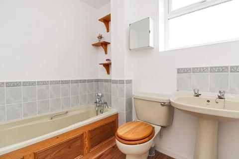 15 Craythorns Crescent, Dishforth, Thirsk, YO7 3LY