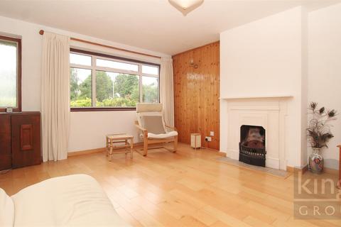 3 bedroom semi-detached house for sale, Chandlers Way, Hertford