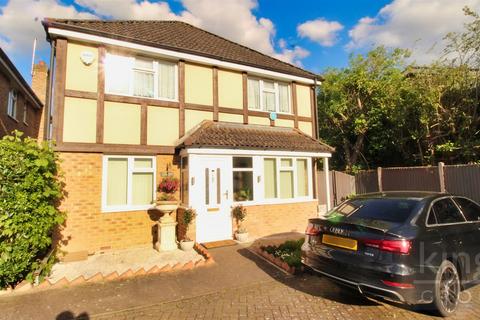 3 bedroom house for sale, Ware Road, Hailey, Hertford