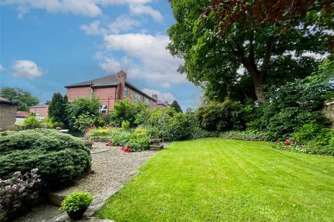 3 bedroom end of terrace house for sale, High Heworth Lane, High Heworth, Gateshead, NE10