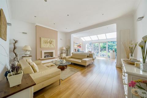 6 bedroom semi-detached house for sale, Dartmouth Road, London, NW2