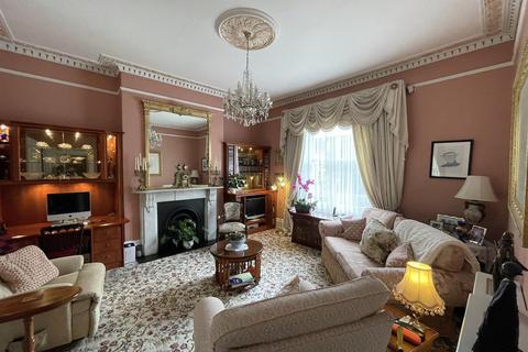 4 bedroom maisonette for sale, Bath Road, St Luke's, Cheltenham