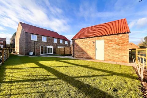 3 bedroom end of terrace house for sale, Carr Lane, Sutton-on-the-Forest