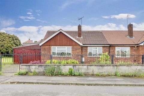 2 bedroom semi-detached bungalow to rent, Brackendale Avenue, Arnold NG5