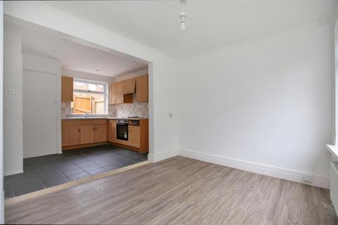3 bedroom end of terrace house to rent, Greenrigg, Gateshead NE21