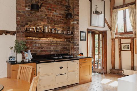 6 bedroom detached house for sale, Hartswood Farm Barns, Reigate