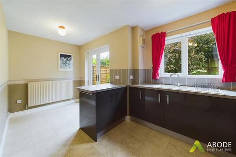 3 bedroom detached house for sale, Avocet Close, Uttoxeter ST14