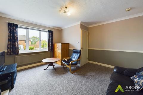 14 Avocet Close, Uttoxeter, ST14 8UG