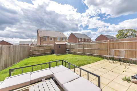 3 bedroom end of terrace house for sale, Holland Drive, Weir Hill, Shrewsbury