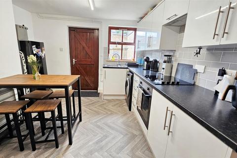 2 bedroom terraced house for sale, Leicester Road, Markfield