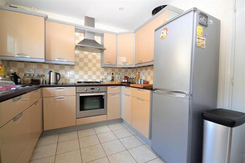 3 bedroom end of terrace house for sale, Sotherby Drive, Cheltenham