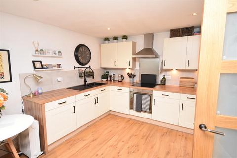 2 bedroom apartment for sale, West Dock, The Wharf, Linslade, LU7 2LA