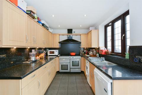 2 bedroom terraced house for sale, White Horse Lane, London