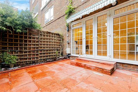 180 Hind Grove, London, E14 6HP