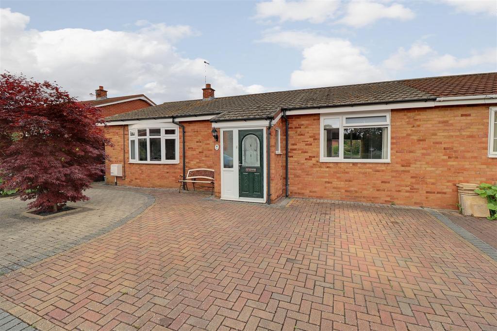 Oak Drive, Brockworth 3 bed bungalow for sale £275,000