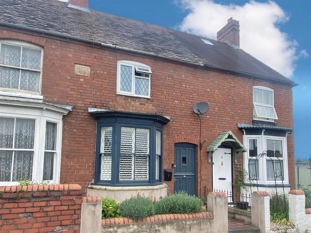 Sunnyside Road, Ketley Bank, Telford 2 bed terraced house for sale £