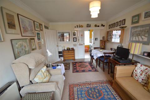 2 bedroom apartment for sale, Carline Crescent, Shrewsbury