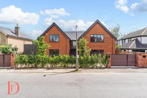 6 bedroom detached house for sale, Stanmore Way, Loughton IG10