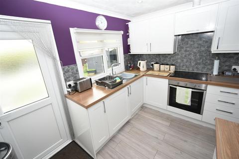 2 bedroom park home for sale, Creek Road, Canvey Island SS8