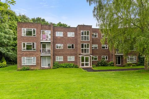 61 Malcolm Way, London, E11 1PW
