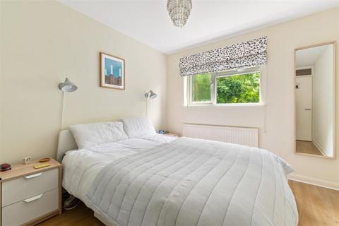61 Malcolm Way, London, E11 1PW