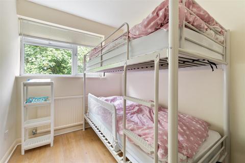61 Malcolm Way, London, E11 1PW