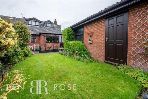 3 bedroom semi-detached bungalow for sale, Lever House Lane, Leyland