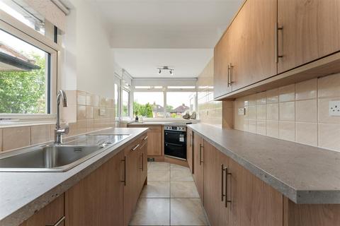 7 Wichnor Road, Solihull, B92 7PU