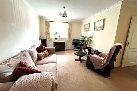 2 bedroom coach house for sale, Eaton Drive, Rugeley