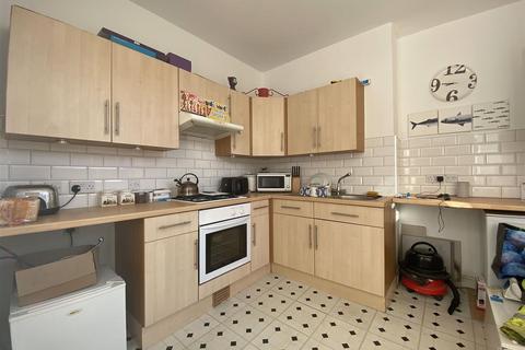 1 bedroom flat to rent, BPC01852 Hanham Road, Kingswood, BS15