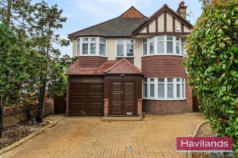 5 bedroom detached house for sale, Old Park Ridings, Winchmore Hill