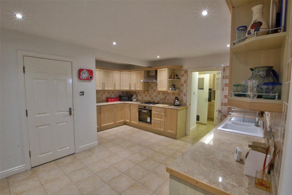 Kitchen 1