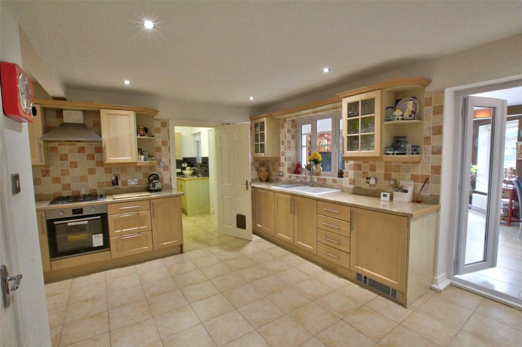 Kitchen 2