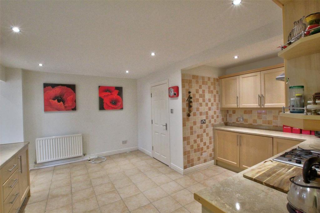 Kitchen 3
